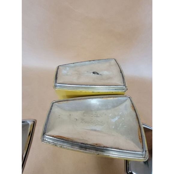 Vintage Lincoln Beautyeare Set of 2 Yellow Metal Storage Containers with Lids - Picture 11 of 16